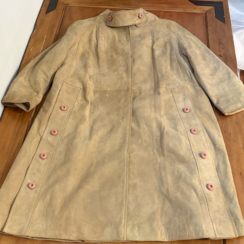 Vintage Elegant Suede Tan Women's Coat Size Small - Picture 7 of 14